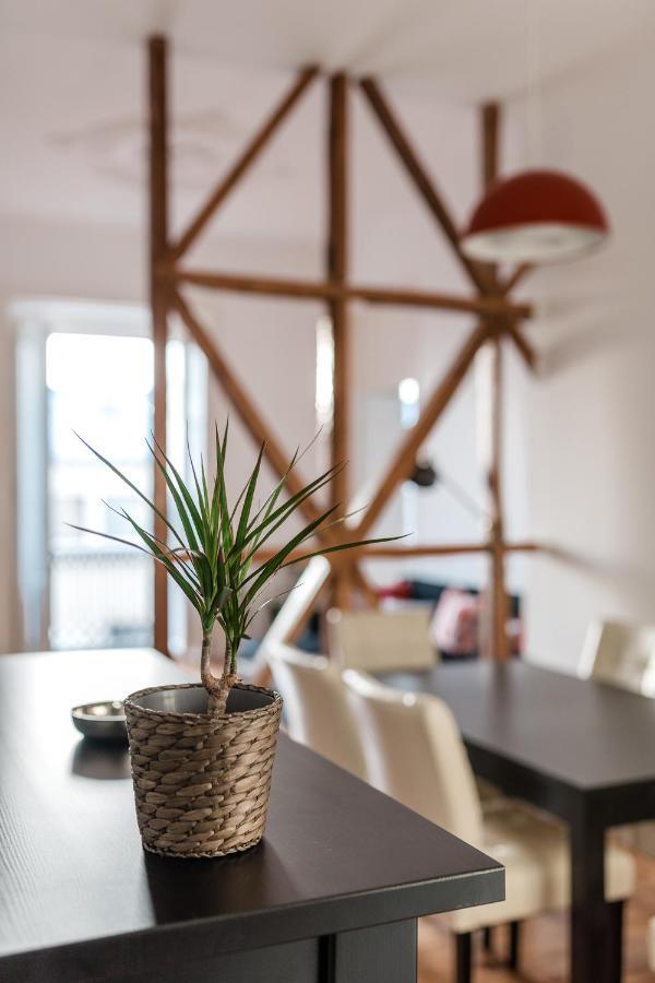 Elegant 3 Bedroom Flat With View In Principe Real Lisboa Exterior foto